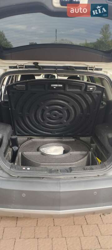 Внедорожник / Кроссовер Opel Antara 2009 в Трускавце