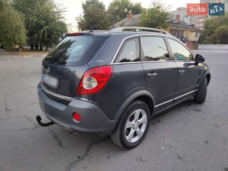 Внедорожник / Кроссовер Opel Antara 2006 в Новомосковске