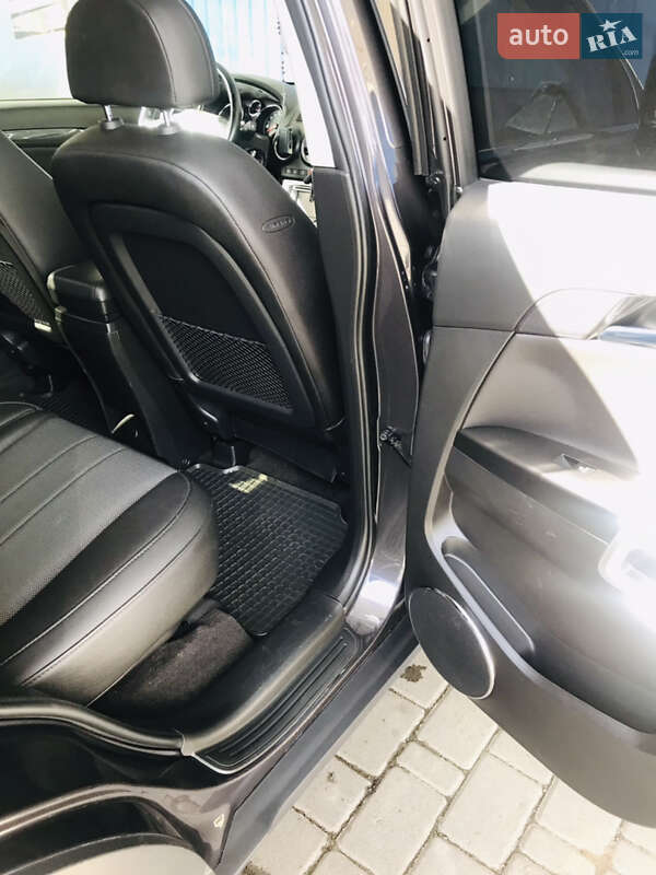 Позашляховик / Кросовер Opel Antara 2013 в Коломиї