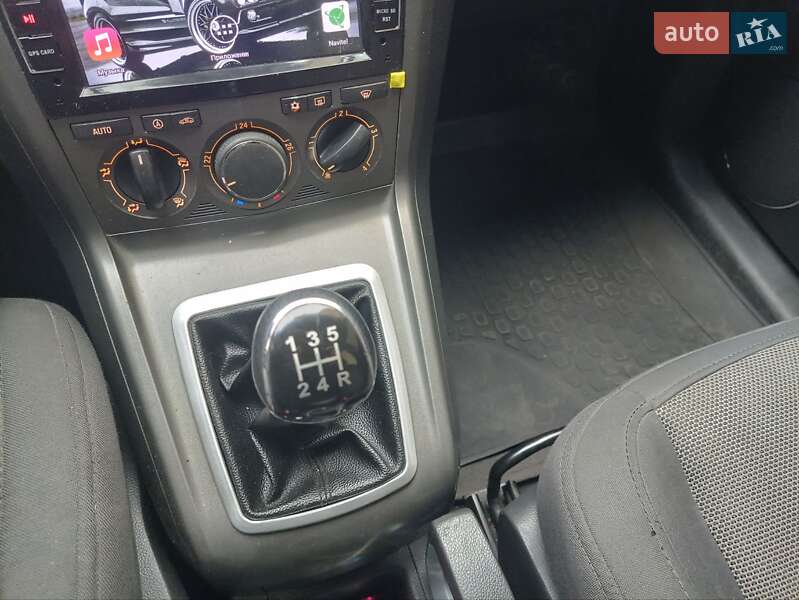 Позашляховик / Кросовер Opel Antara 2008 в Вишневому