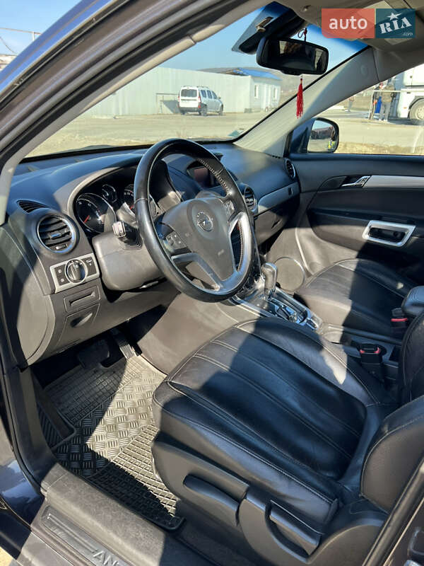 Внедорожник / Кроссовер Opel Antara 2012 в Редковцах