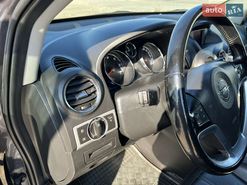 Внедорожник / Кроссовер Opel Antara 2012 в Редковцах