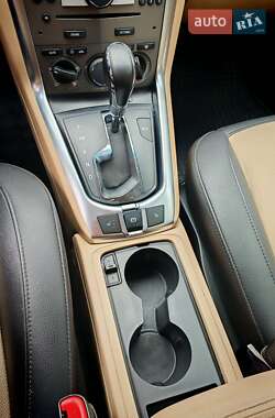 Внедорожник / Кроссовер Opel Antara 2012 в 
