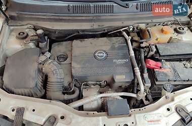 Внедорожник / Кроссовер Opel Antara 2011 в 