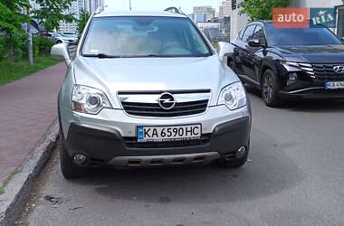 Внедорожник / Кроссовер Opel Antara 2010 в Киеве