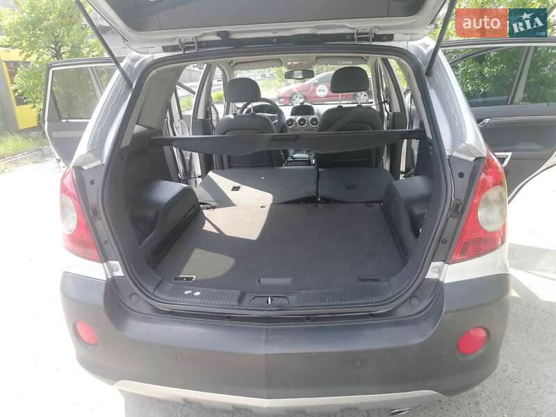 Внедорожник / Кроссовер Opel Antara 2010 в Киеве