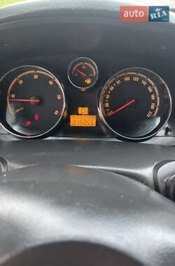 Внедорожник / Кроссовер Opel Antara 2008 в 
