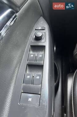 Внедорожник / Кроссовер Opel Antara 2008 в 
