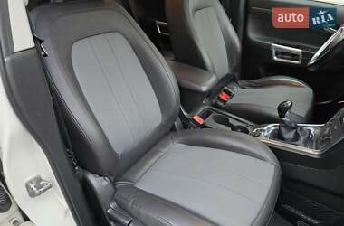 Внедорожник / Кроссовер Opel Antara 2011 в 