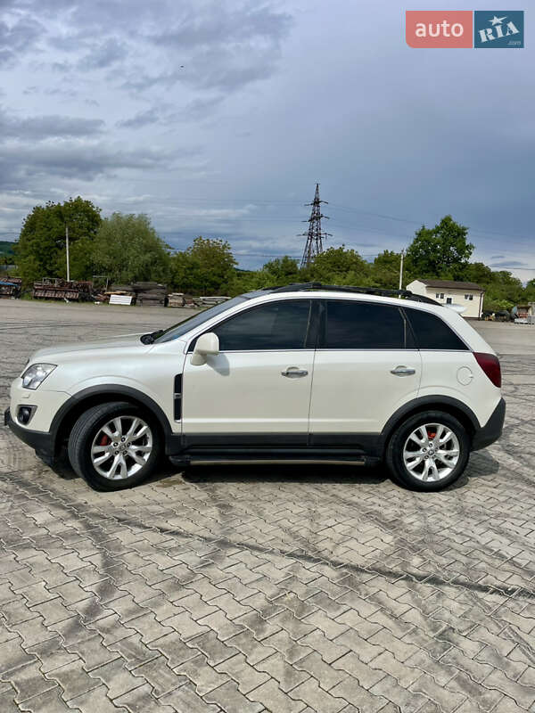 Внедорожник / Кроссовер Opel Antara 2012 в Черновцах
