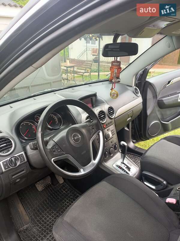 Внедорожник / Кроссовер Opel Antara 2009 в Ивано-Франковске