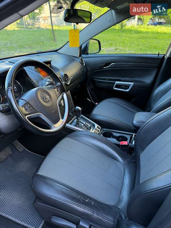 Внедорожник / Кроссовер Opel Antara 2013 в Ивано-Франковске