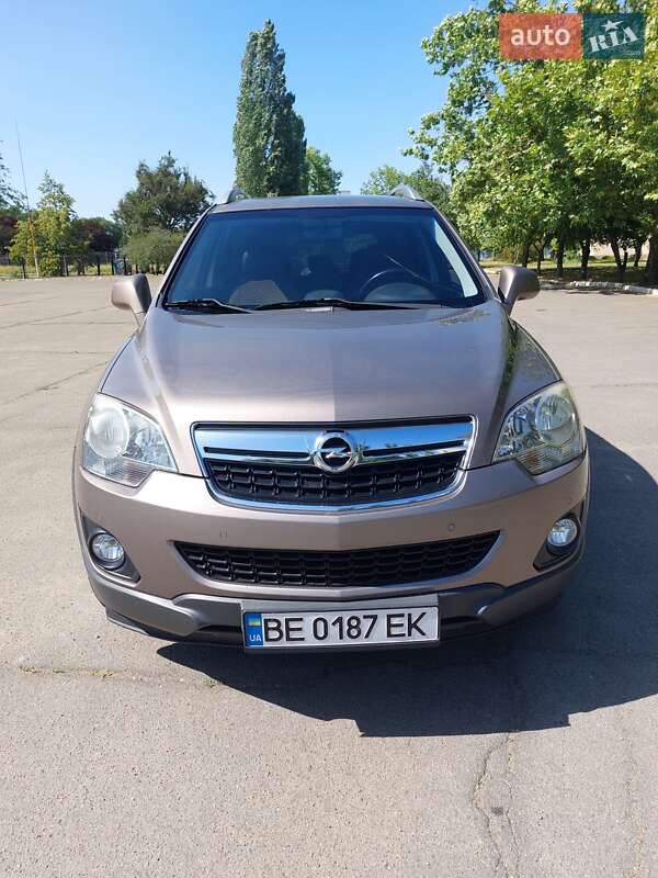 Внедорожник / Кроссовер Opel Antara 2013 в Николаеве