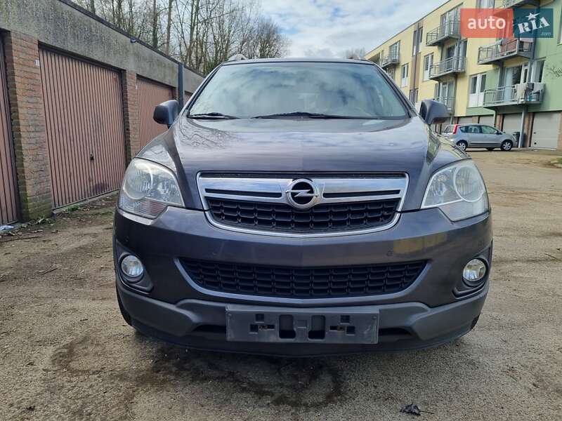 Внедорожник / Кроссовер Opel Antara 2014 в 