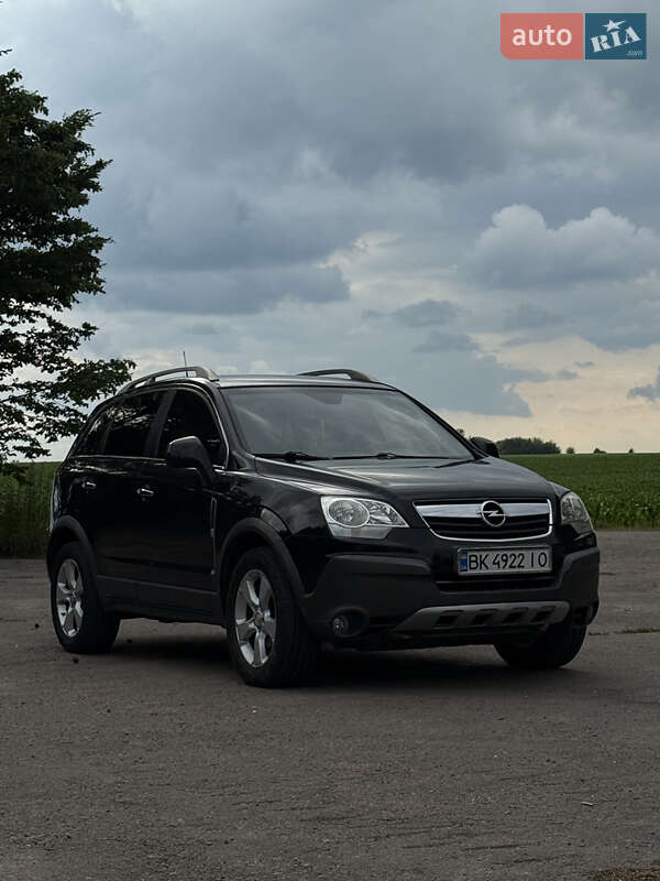 Внедорожник / Кроссовер Opel Antara 2006 в 