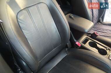 Позашляховик / Кросовер Opel Antara 2012 в 