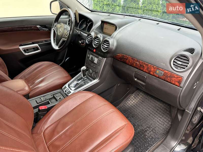 Позашляховик / Кросовер Opel Antara 2010 в Луцьку