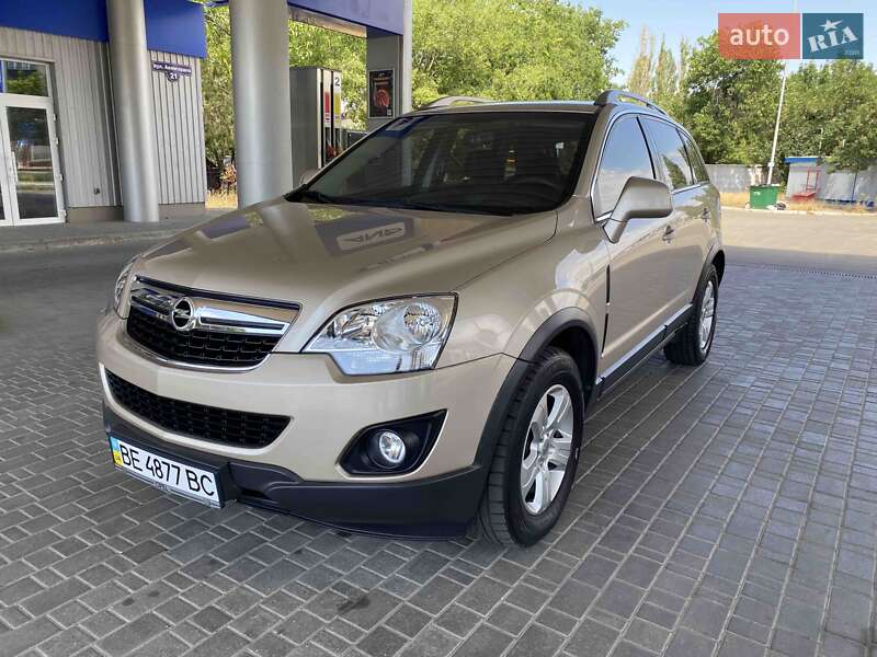 Внедорожник / Кроссовер Opel Antara 2012 в 