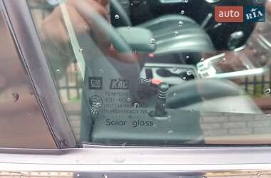 Позашляховик / Кросовер Opel Antara 2015 в 