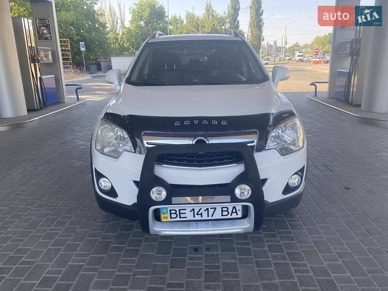 Позашляховик / Кросовер Opel Antara 2012 в Миколаєві