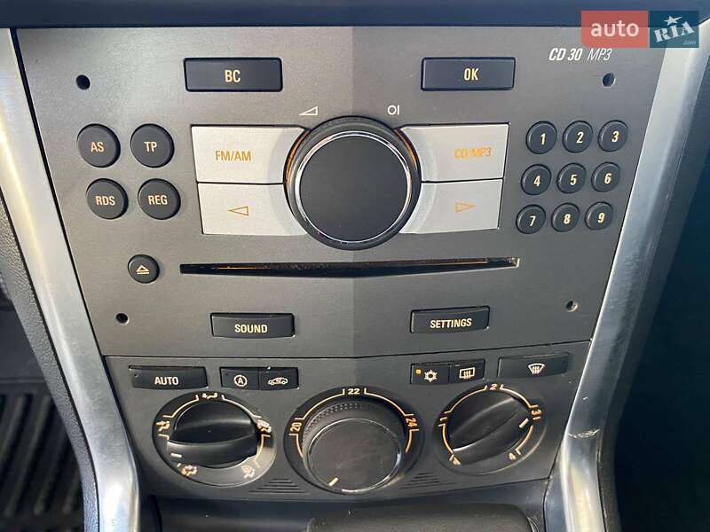 Позашляховик / Кросовер Opel Antara 2012 в Миколаєві