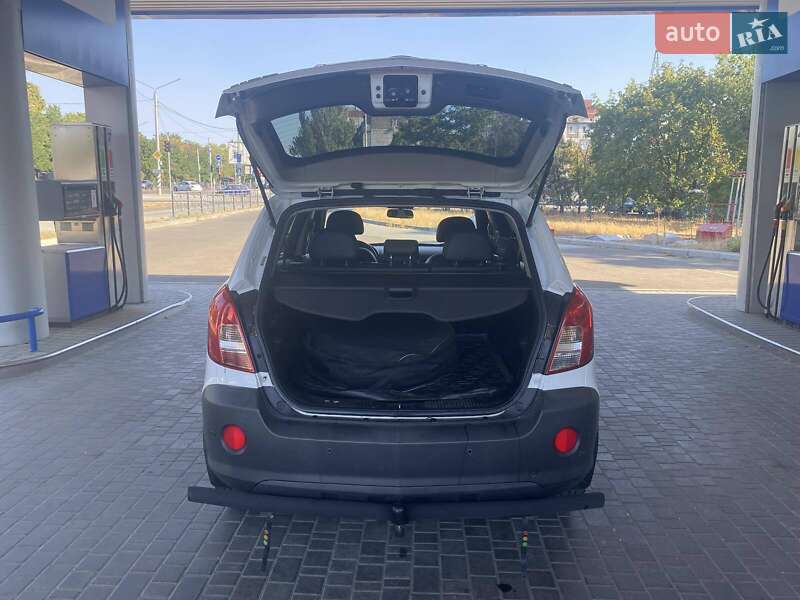 Позашляховик / Кросовер Opel Antara 2012 в Миколаєві