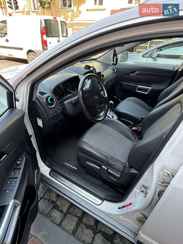 Внедорожник / Кроссовер Opel Antara 2007 в Черновцах