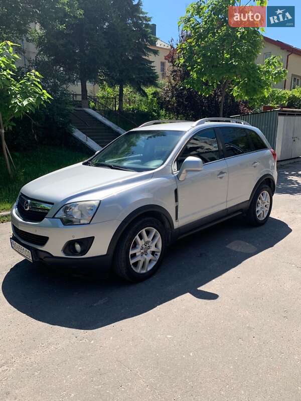 Внедорожник / Кроссовер Opel Antara 2011 в Тернополе
