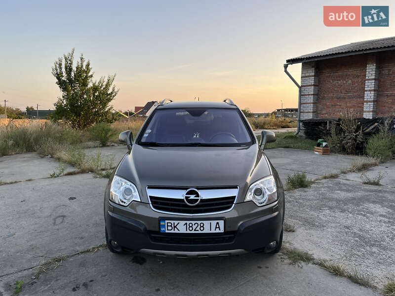Внедорожник / Кроссовер Opel Antara 2008 в Городке