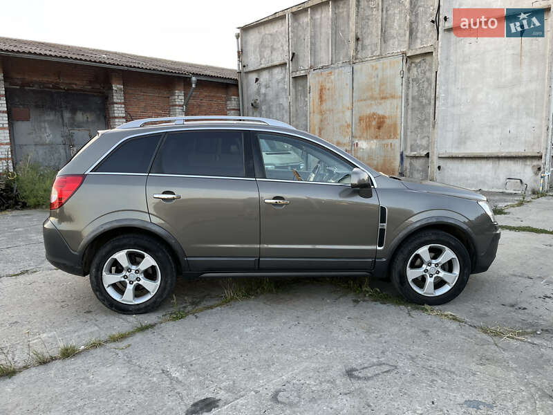 Внедорожник / Кроссовер Opel Antara 2008 в Городке