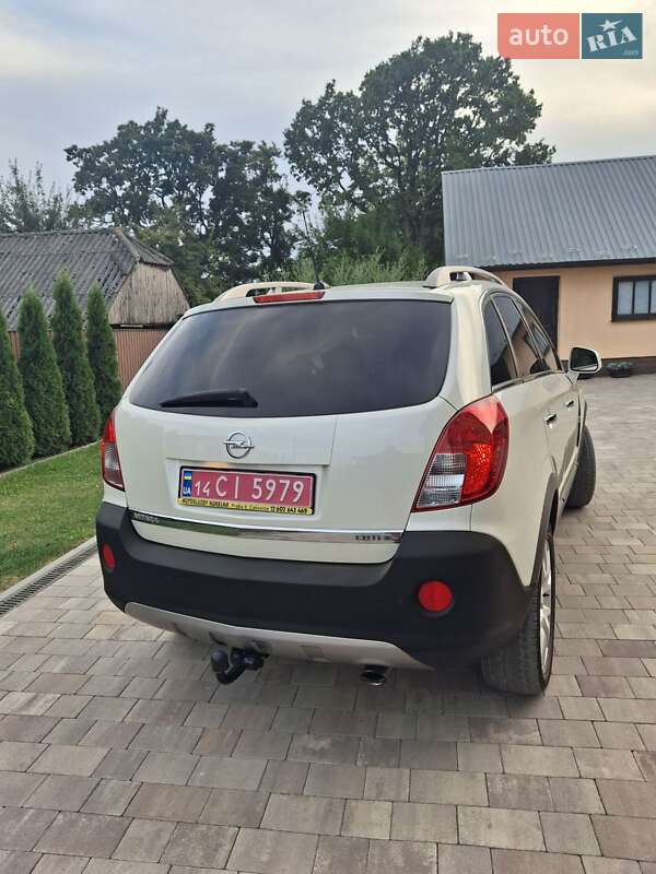 Позашляховик / Кросовер Opel Antara 2012 в Івано-Франківську
