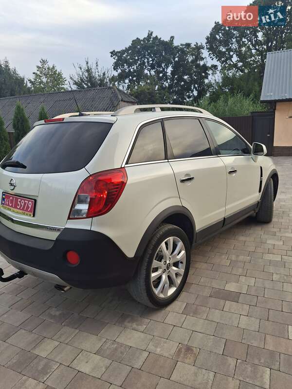 Позашляховик / Кросовер Opel Antara 2012 в Івано-Франківську