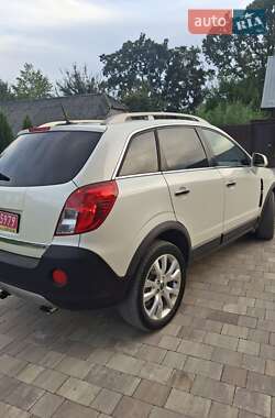 Позашляховик / Кросовер Opel Antara 2012 в 