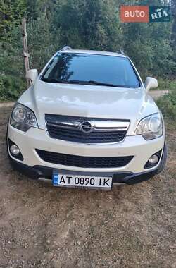 Позашляховик / Кросовер Opel Antara 2011 в 