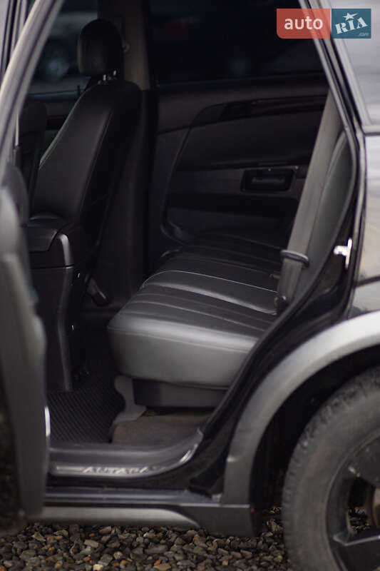Внедорожник / Кроссовер Opel Antara 2008 в Черновцах