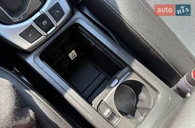 Внедорожник / Кроссовер Opel Antara 2013 в 