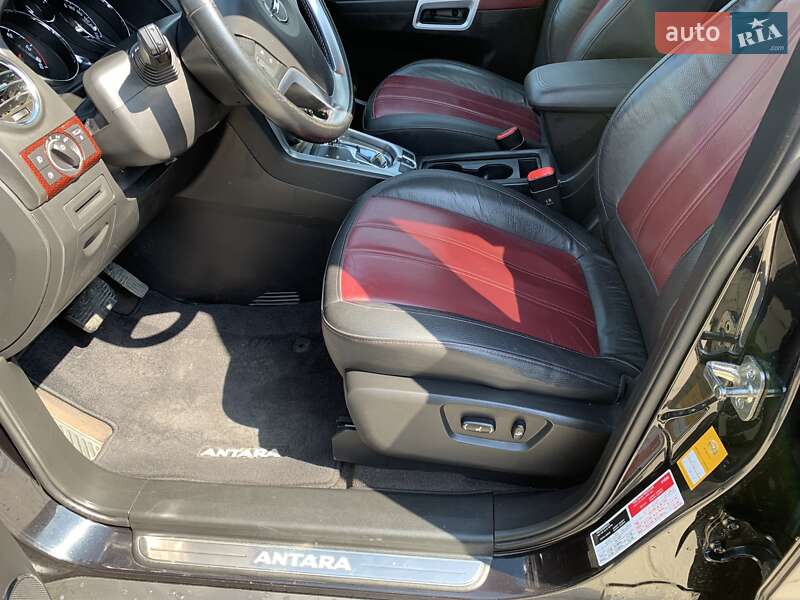 Внедорожник / Кроссовер Opel Antara 2013 в Львове