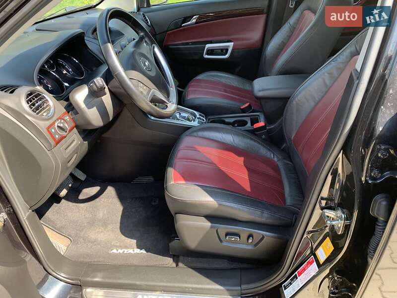 Внедорожник / Кроссовер Opel Antara 2013 в Львове