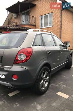 Внедорожник / Кроссовер Opel Antara 2008 в 