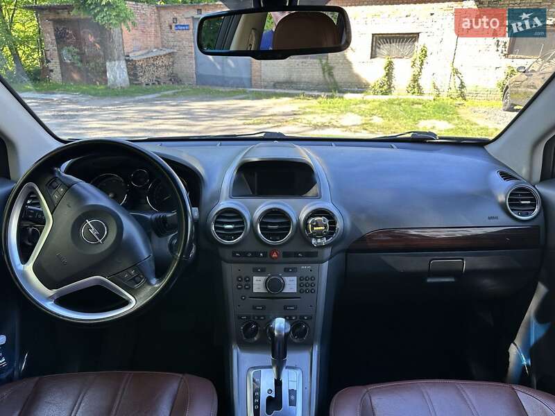 Позашляховик / Кросовер Opel Antara 2010 в Луцьку