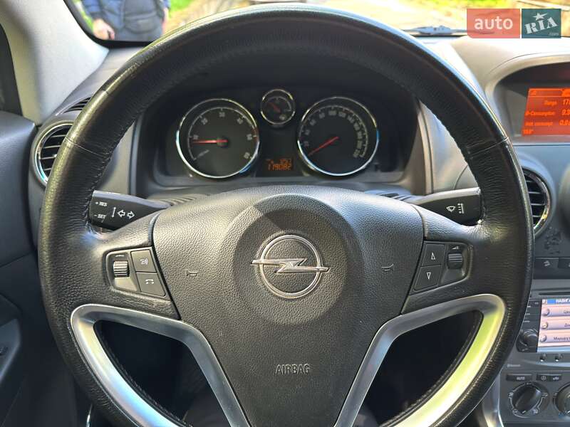Внедорожник / Кроссовер Opel Antara 2012 в Киеве
