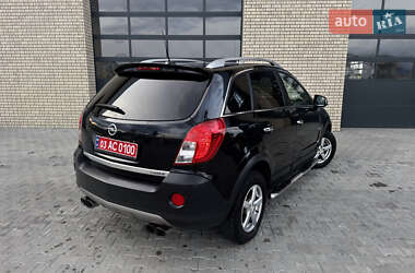 Позашляховик / Кросовер Opel Antara 2012 в 