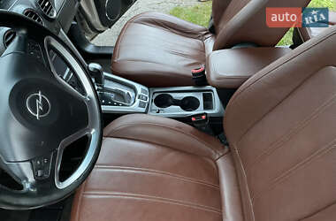 Внедорожник / Кроссовер Opel Antara 2012 в 