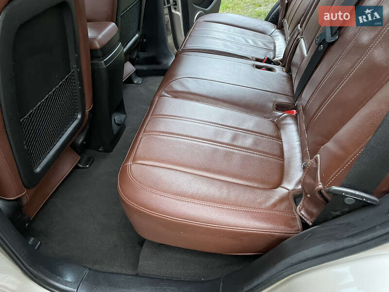 Внедорожник / Кроссовер Opel Antara 2012 в Староконстантинове