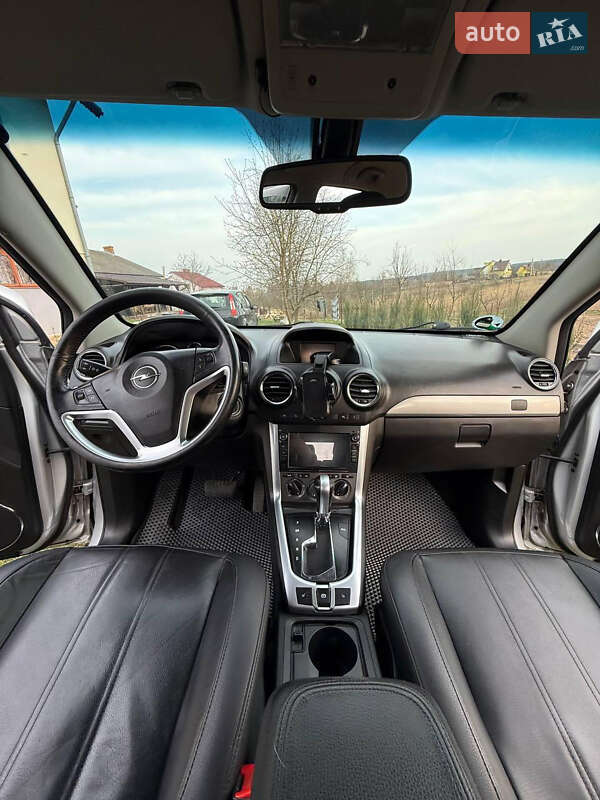 Внедорожник / Кроссовер Opel Antara 2011 в Жовкве