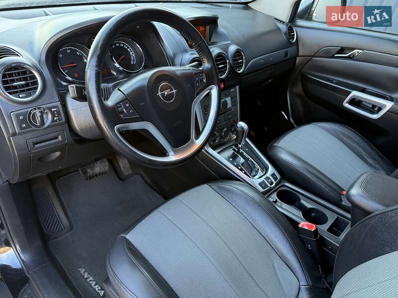 Позашляховик / Кросовер Opel Antara 2011 в Борисполі