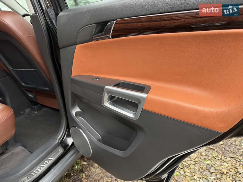 Позашляховик / Кросовер Opel Antara 2007 в Івано-Франківську