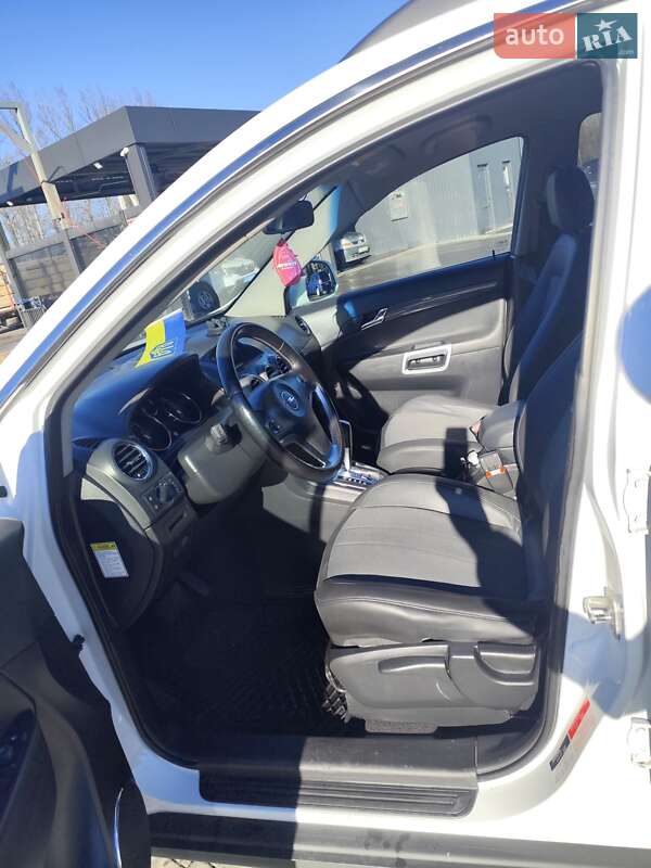 Внедорожник / Кроссовер Opel Antara 2009 в Надворной