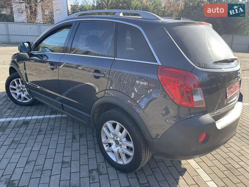Позашляховик / Кросовер Opel Antara 2013 в Луцьку