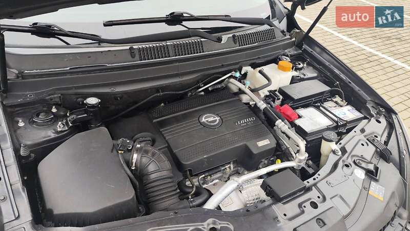 Позашляховик / Кросовер Opel Antara 2013 в Луцьку